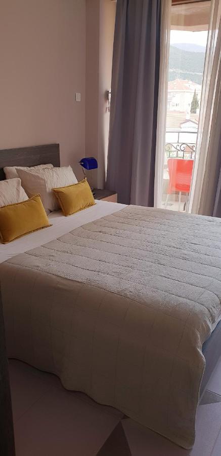 Diva Petra Apartment บุดวา ภายนอก รูปภาพ