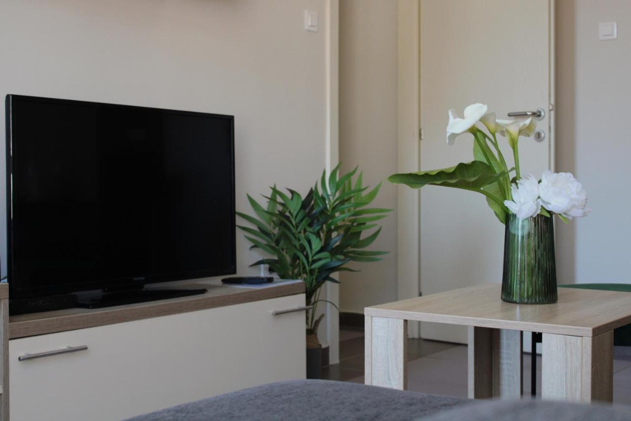Diva Petra Apartment บุดวา ภายนอก รูปภาพ