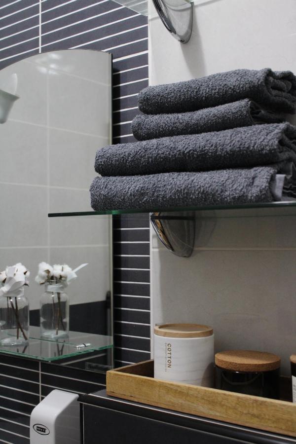 Diva Petra Apartment บุดวา ภายนอก รูปภาพ